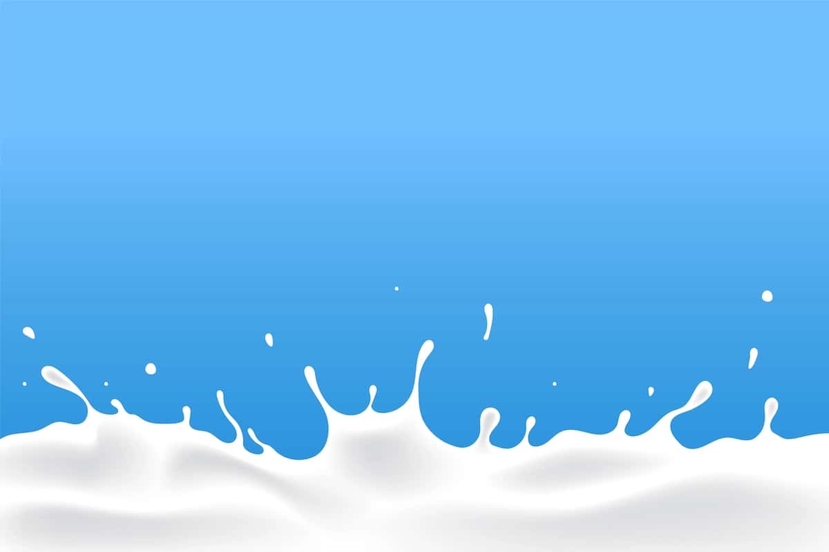 Yogurt fonida gorizontal ravishda aylanib yurgan sut to'lqini | Milk wave tumbling horizontally yogurt background 1