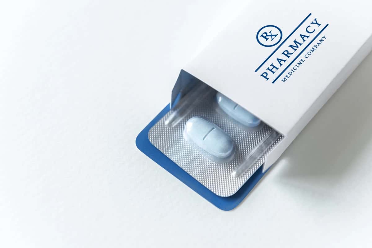 Dori vositalarining qadoqlash maketi | Medication branding packaging mockup 1