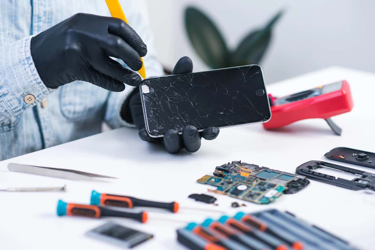 Buzilgan smartfon | Broken smart phone 1