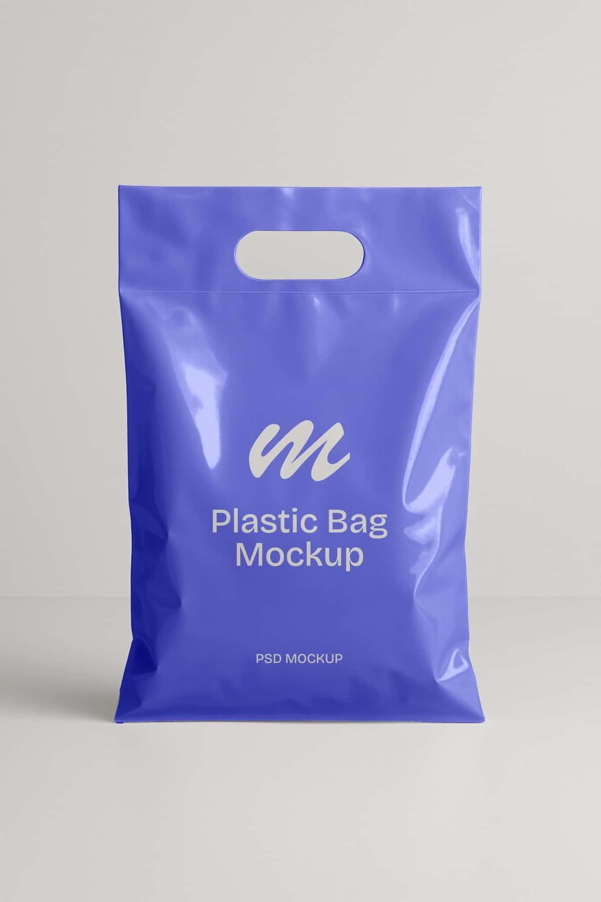 Tutqichli ko'k rangli plastik to'rva maketi | Plastic bag mockup blue with handle 1