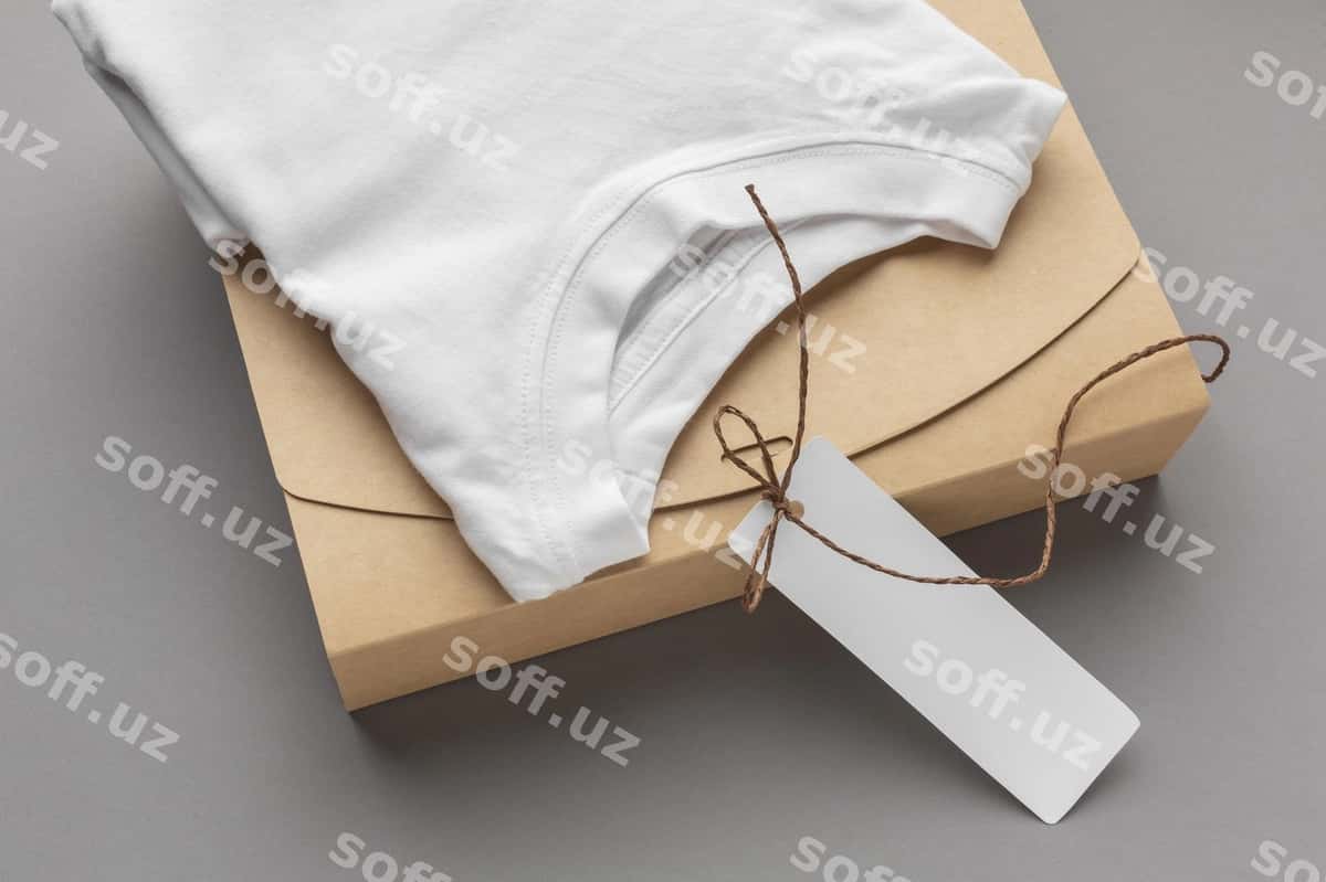 Ekologik futbolka qadoqlash namunasi | Ecological tshirt packaging mockup 1
