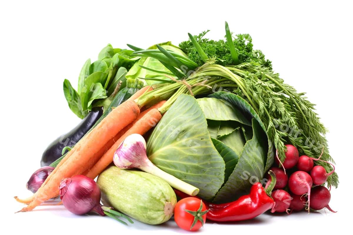 Yangi sabzilar ajraltirilgan | Fresh vegetables isolated 1