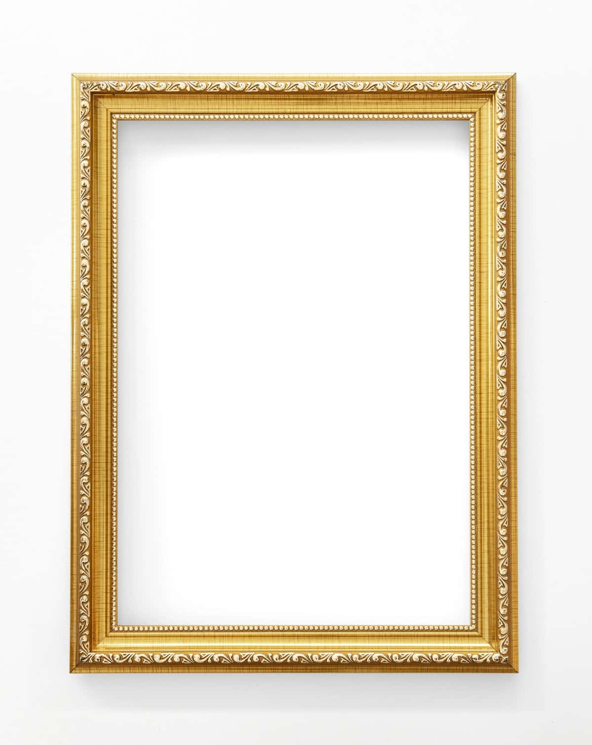 Oltin rasm ramkasi maketi | Gold picture frame mockup 1