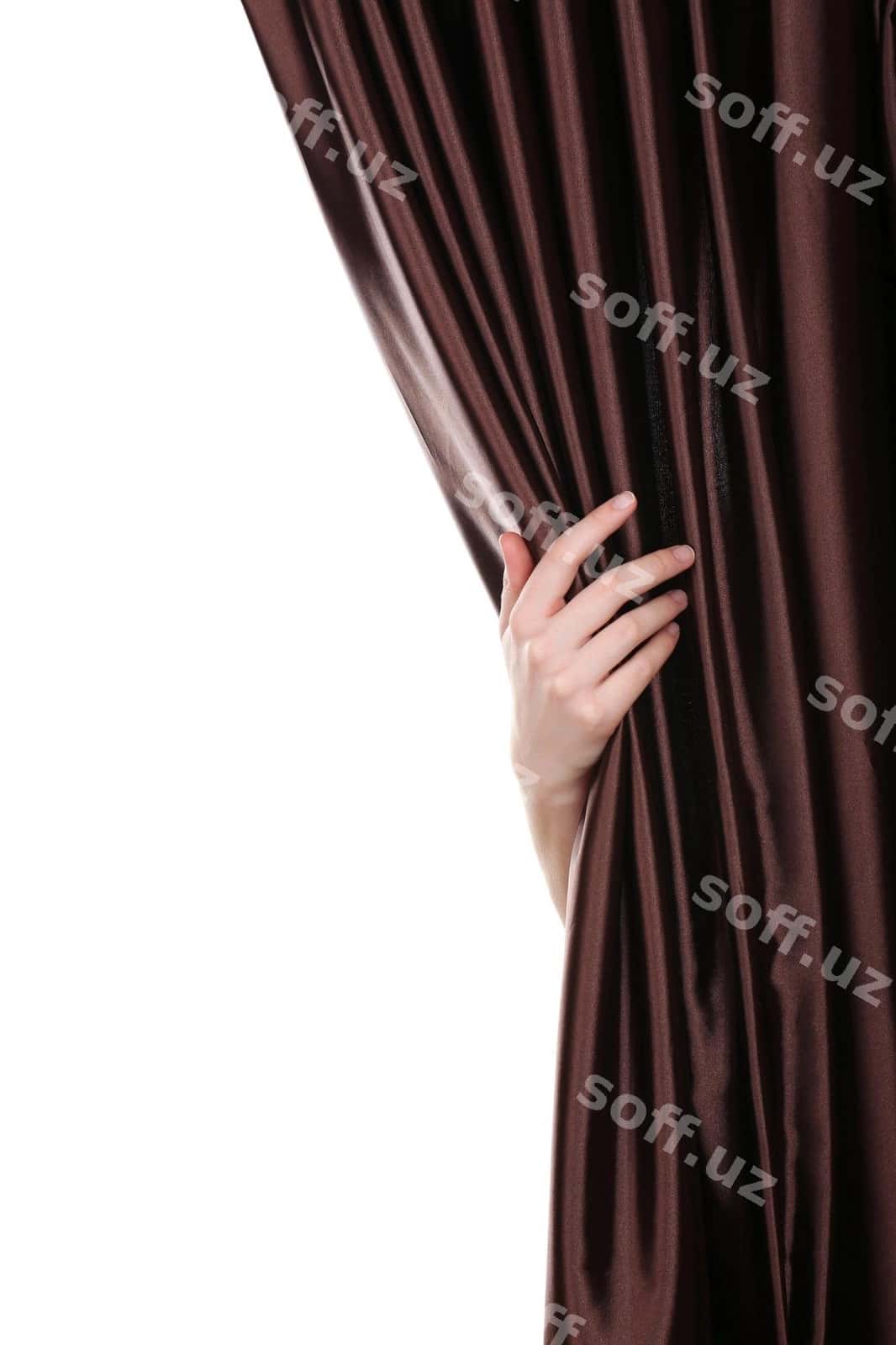 Qo'l pardani ochish ayrim oq | Hand opening curtain isolated white 1