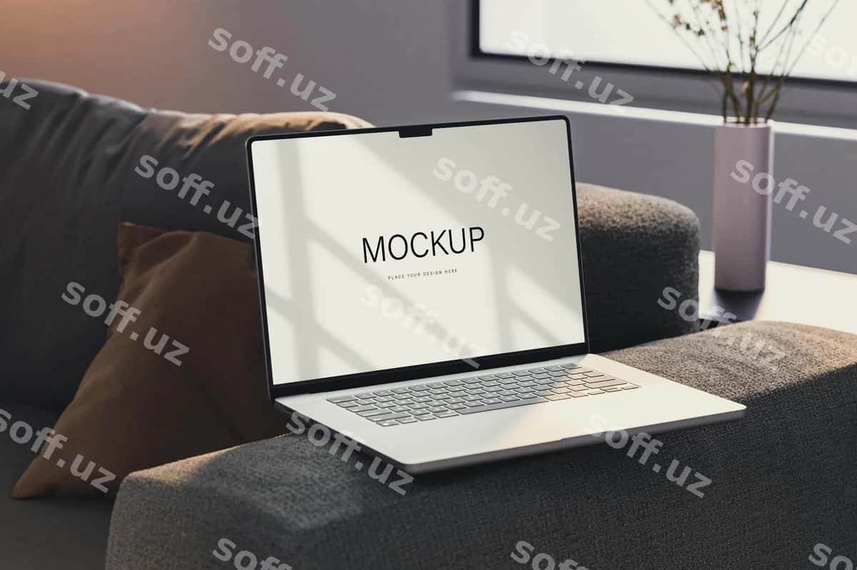 Scm it so'zi bilan noutbuk | Laptop with word scm it 1