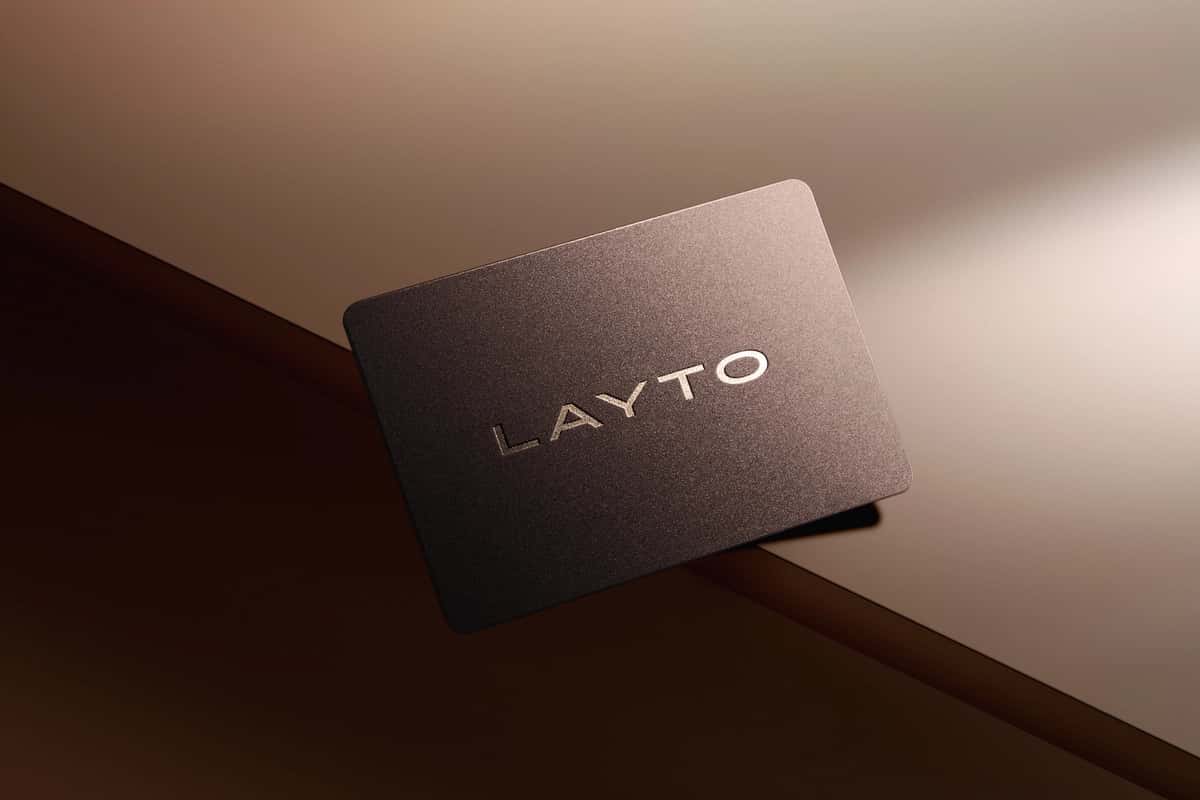 Logotip maketi tashrif qog'ozi | Logo mockup business card ledge 1