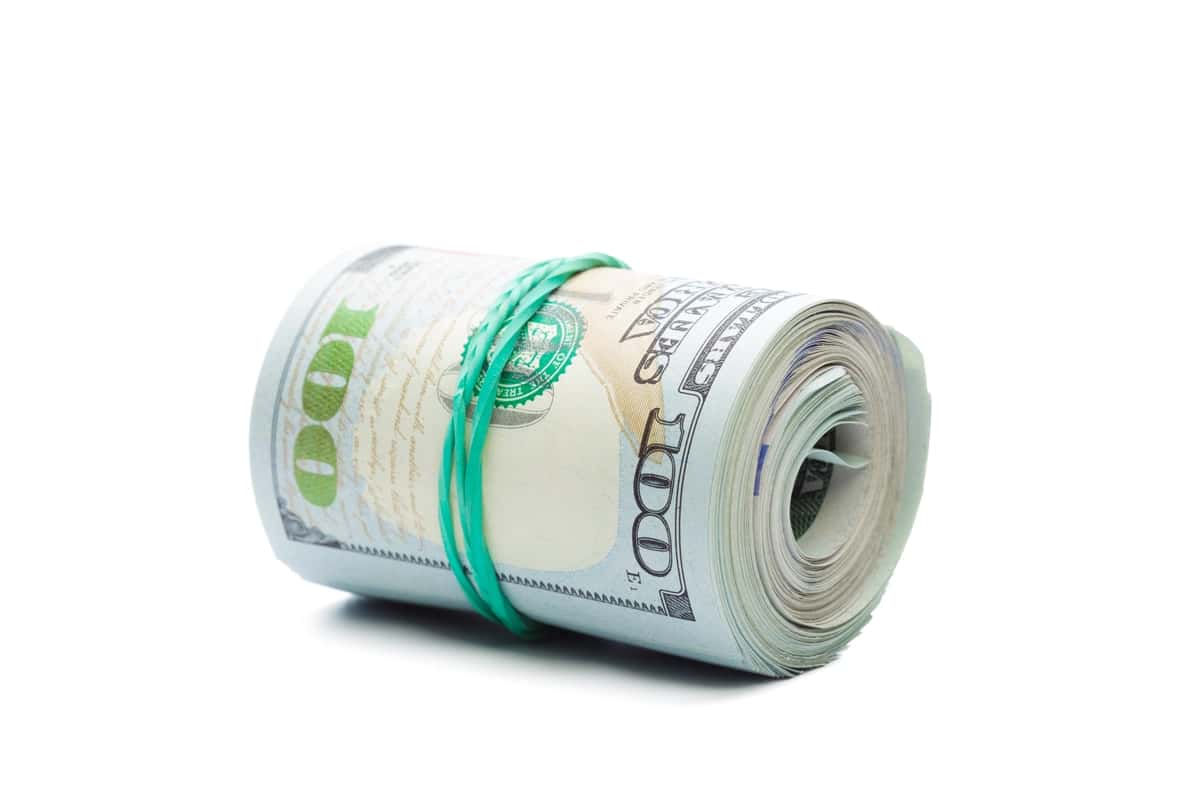 Pul yaqin | Money close up 1