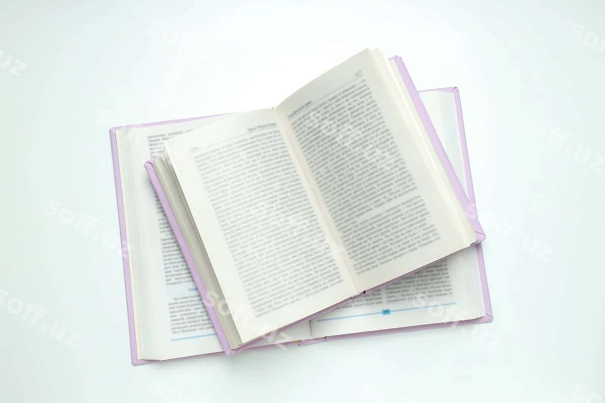 Ochiq kitob yorqin orqa fonda | Open book light background 1