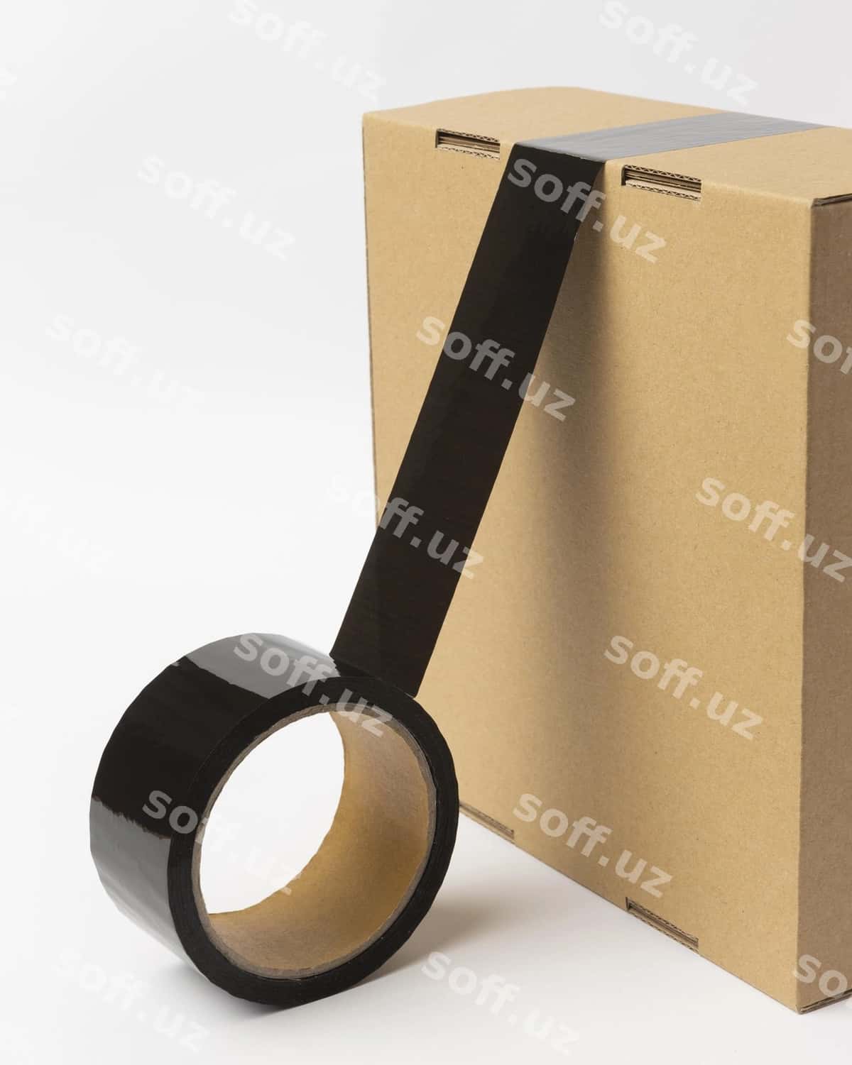 Paket qo'shiq namuna haqiqiy kontekst | Packing tape mockup real context 1