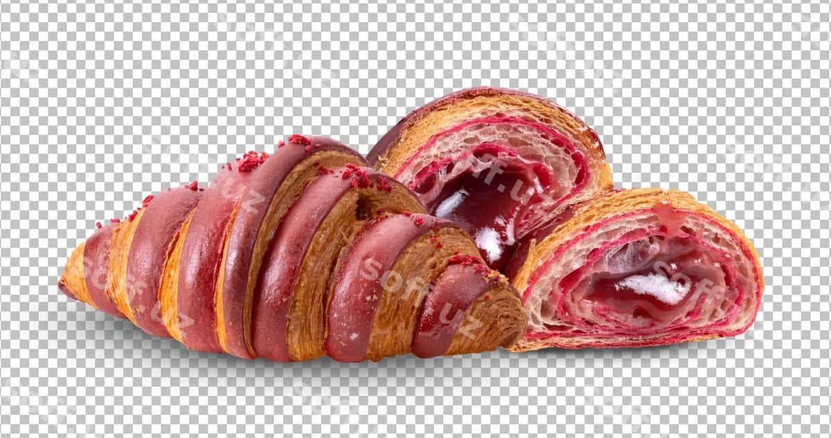 Moras kruasong ajraltirilgan alpha qat | Raspberry croissant isolated alpha layer 1