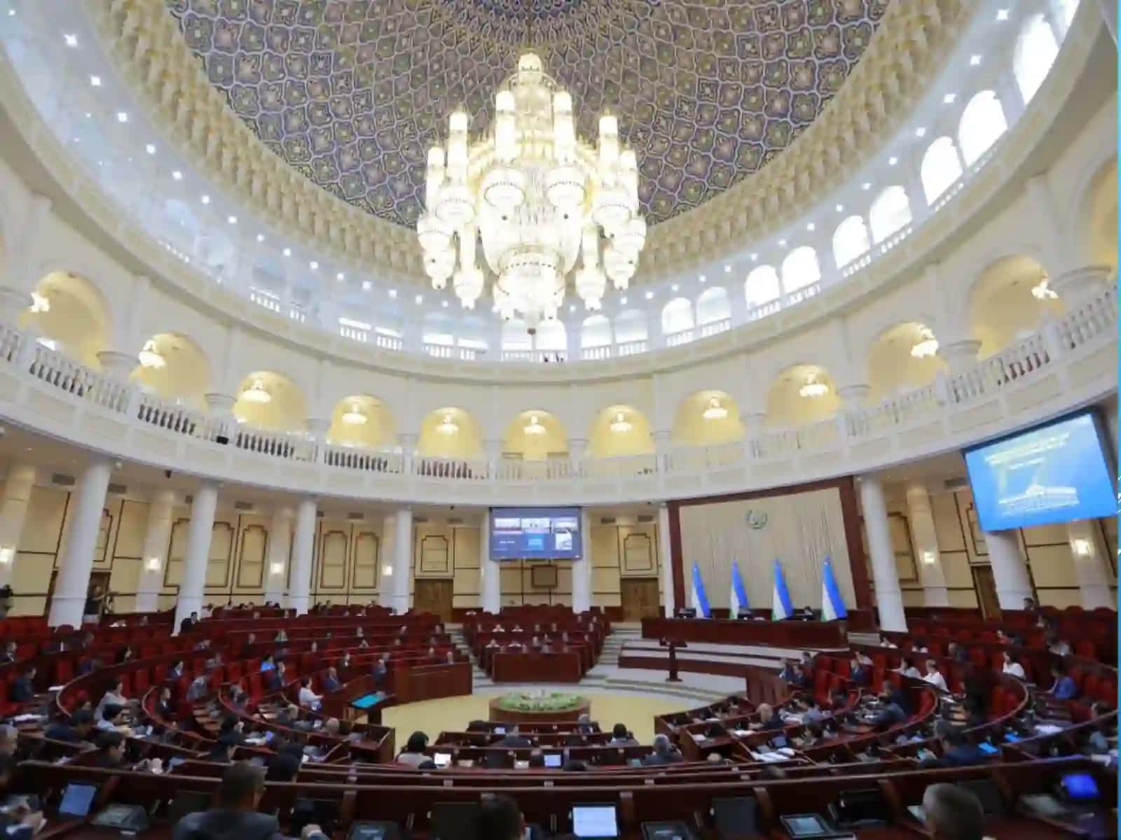 Yangi tahrirdagi O‘zbekiston Respublikasi Konstitutsiyasining mazmun-mohiyatini o‘rganish 2