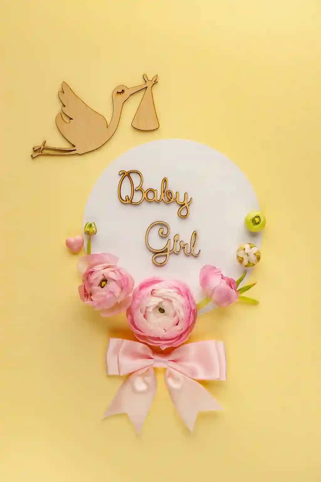Yangi tug'ilgan chaqalog'ingizni tabriklaydigan "chaqaloq qiz" yozuvi tushirilgan otkritka | Postcard baby shower with inscription baby girl congratulations your new born baby