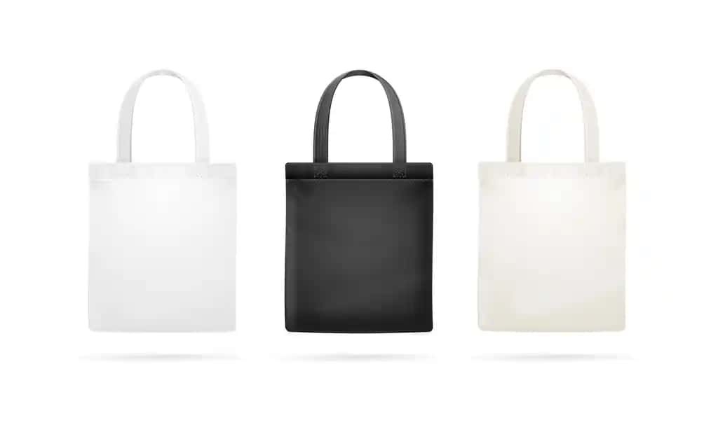 Haqiqiy batafsil 3D turli xil sumka shablonlari to'plami vektor | Realistic detailed 3d different tote bag template set vector