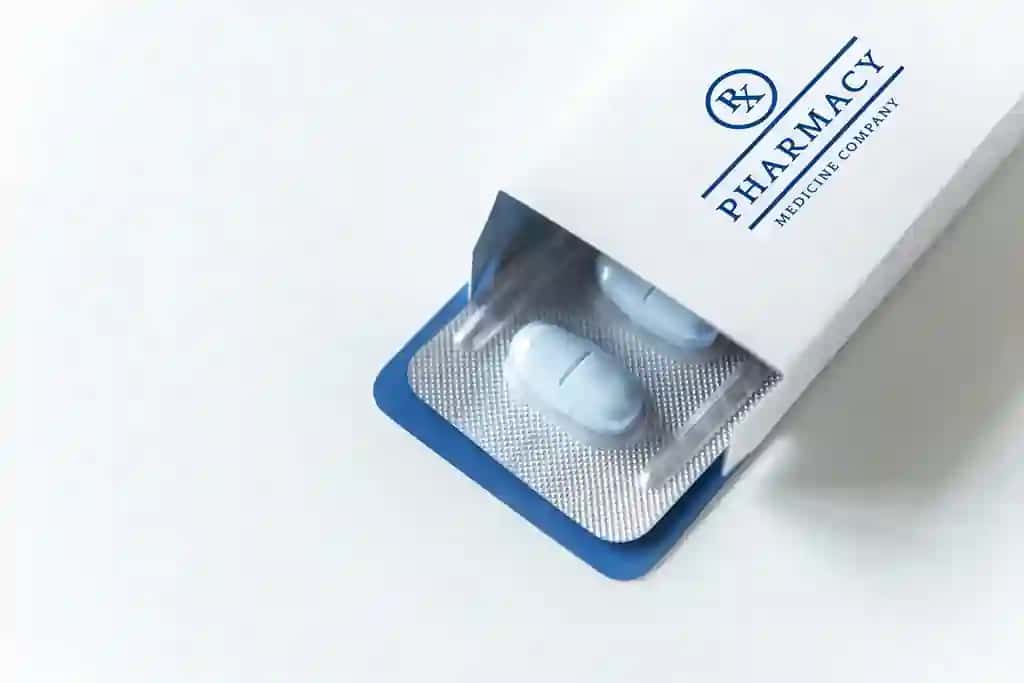 Dori vositalarining qadoqlash maketi | Medication branding packaging mockup