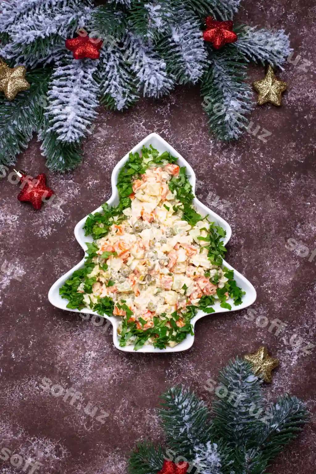 An’navar yangi yil rus saladı Olivye shakl daraxti | Traditional new year russian salad olivier shape tree