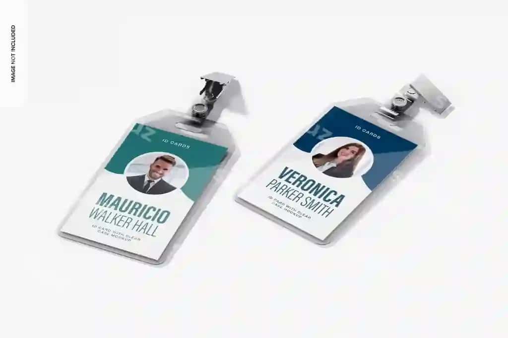 ID-kartalar shaffof quti modeli perspektivasi | Id cards with clear case mockup perspective