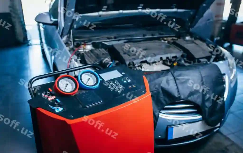 Avtoulov konditsionerlariga texnik xizmat ko'rsatish ustaxonasi | Working servicing car air conditioner vehicle auto service repair workshop
