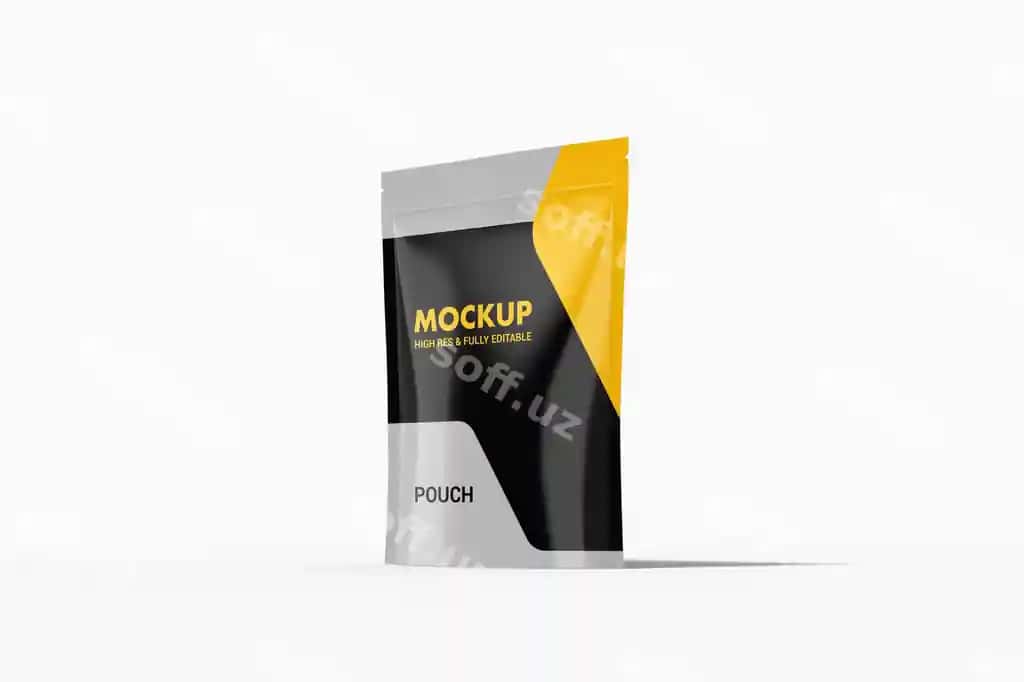 Past burchakli ko'rinishdagi po'chcha modeli | Low angle view pouch mockup