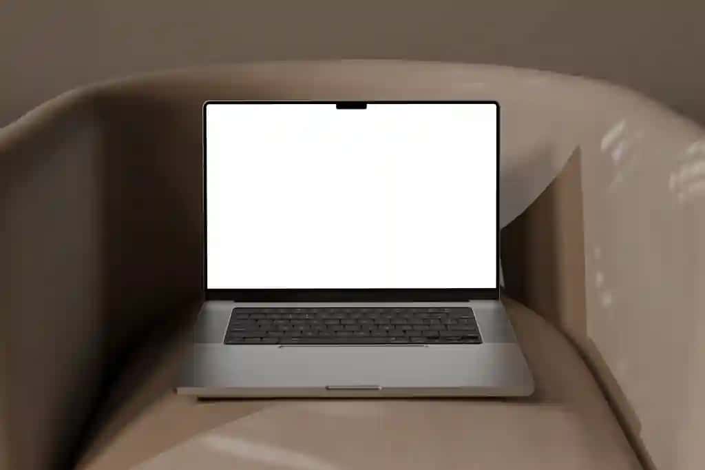 Bo'sh ekranli noutbuk stul | Laptop chair with blank screen