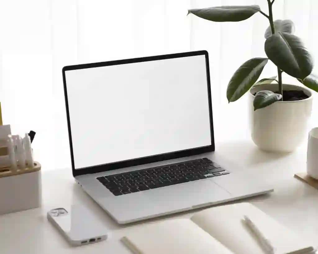 Video konferentsiya noutbuk maketi | Video conference laptop mockup