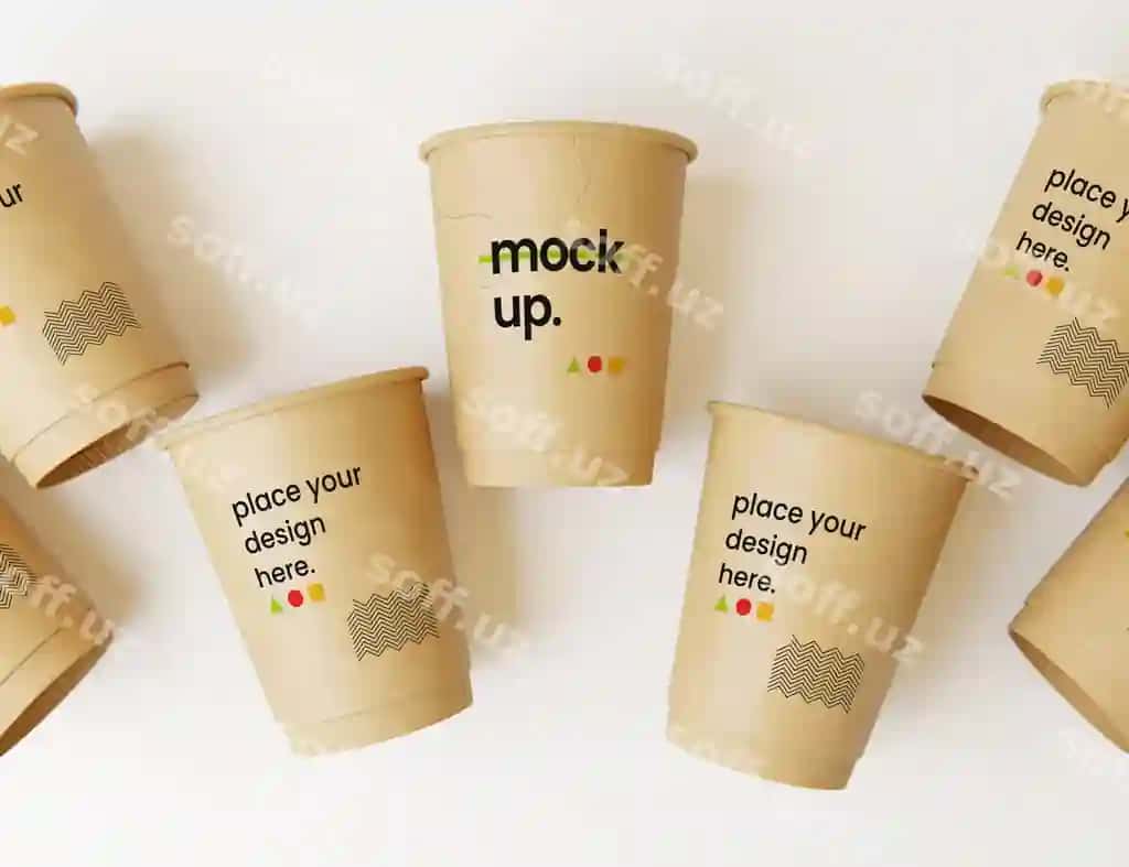 Soʻzlar yozilgan qatorli qahva chashkalari tepaga qaraydi | Row coffee cups with words look up