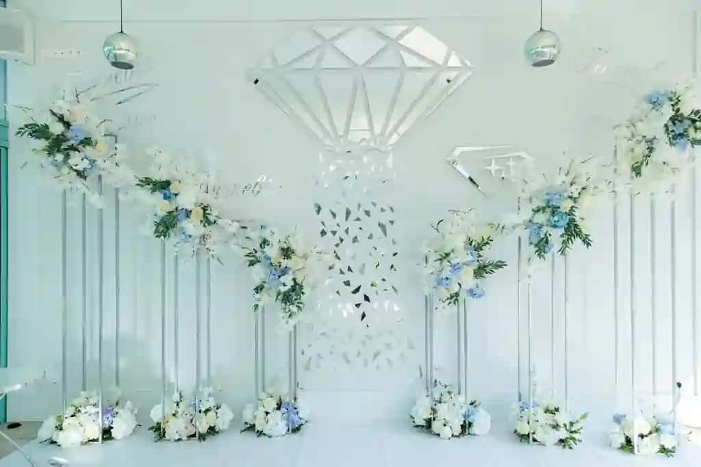 Go'zal to'y arch gullari yangi turmush qurganlarning bezatish bayrami | Beautiful wedding arch flowers newlyweds decoration holiday