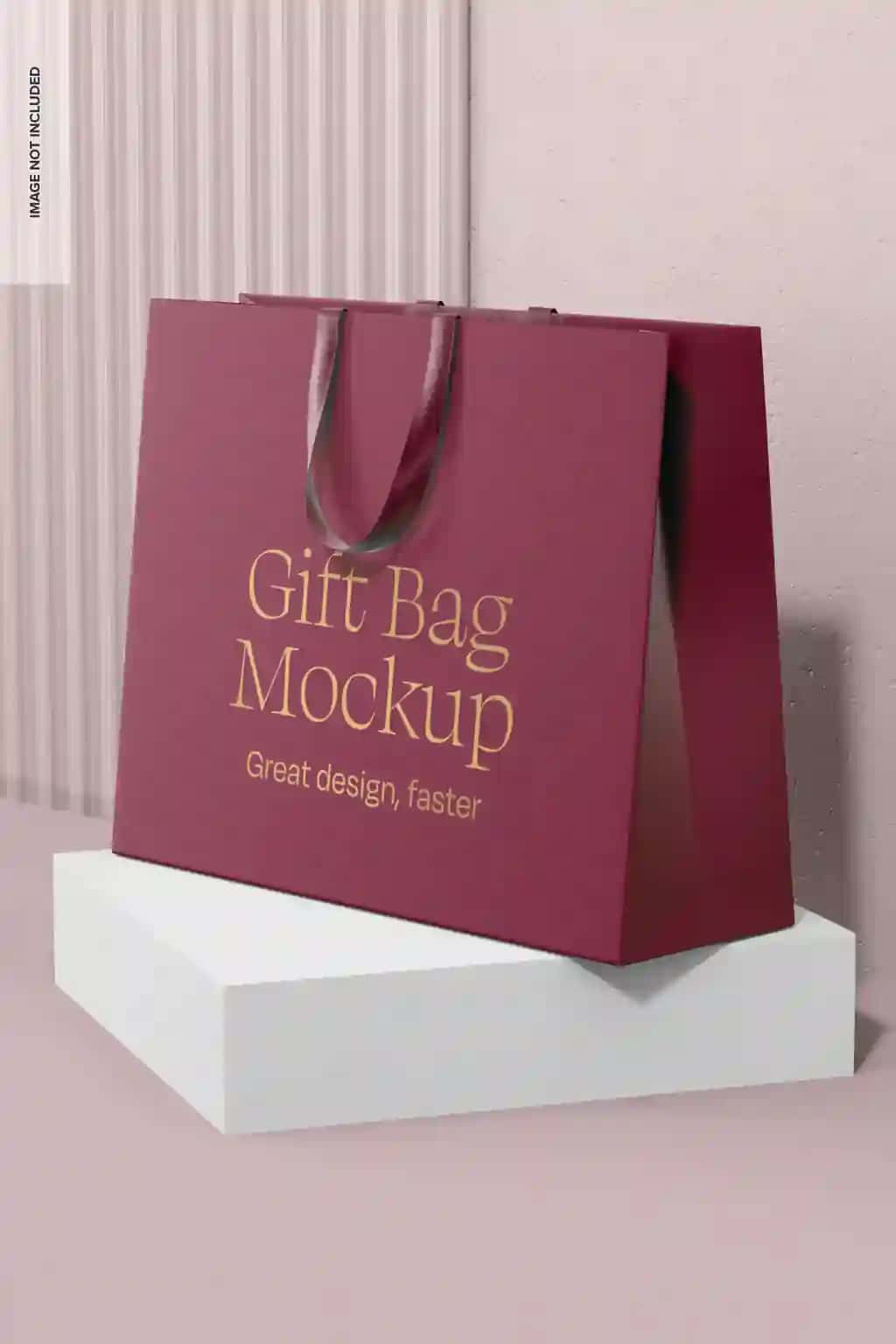 Tutqichli maket istiqbolli nafis sovg'a sumkasi | Elegant gift bag with handle mockup perspective