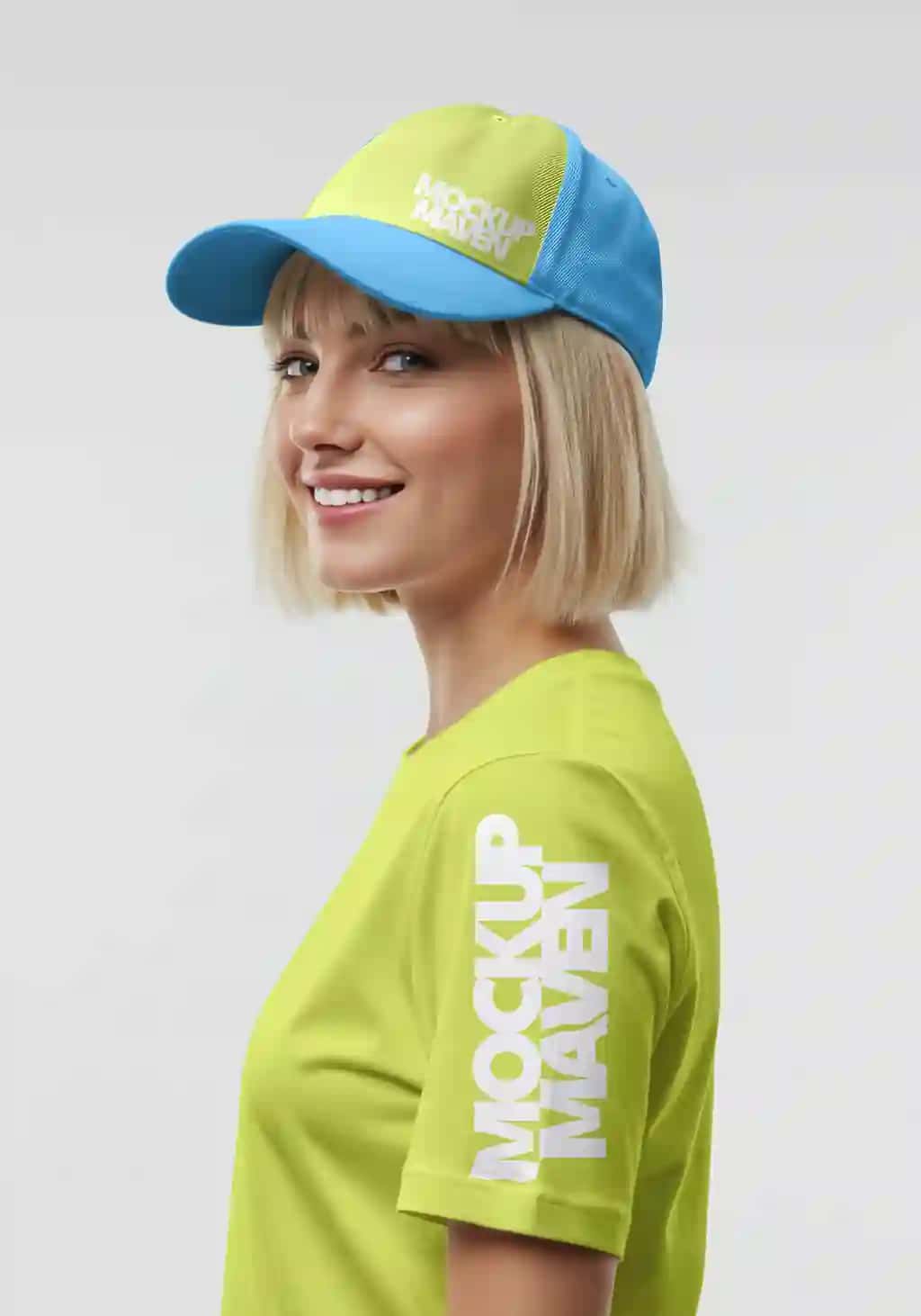 Beysbol qalpoqli futbolka maketi kiygan ayol | Woman wearing baseball cap t shirt mockup