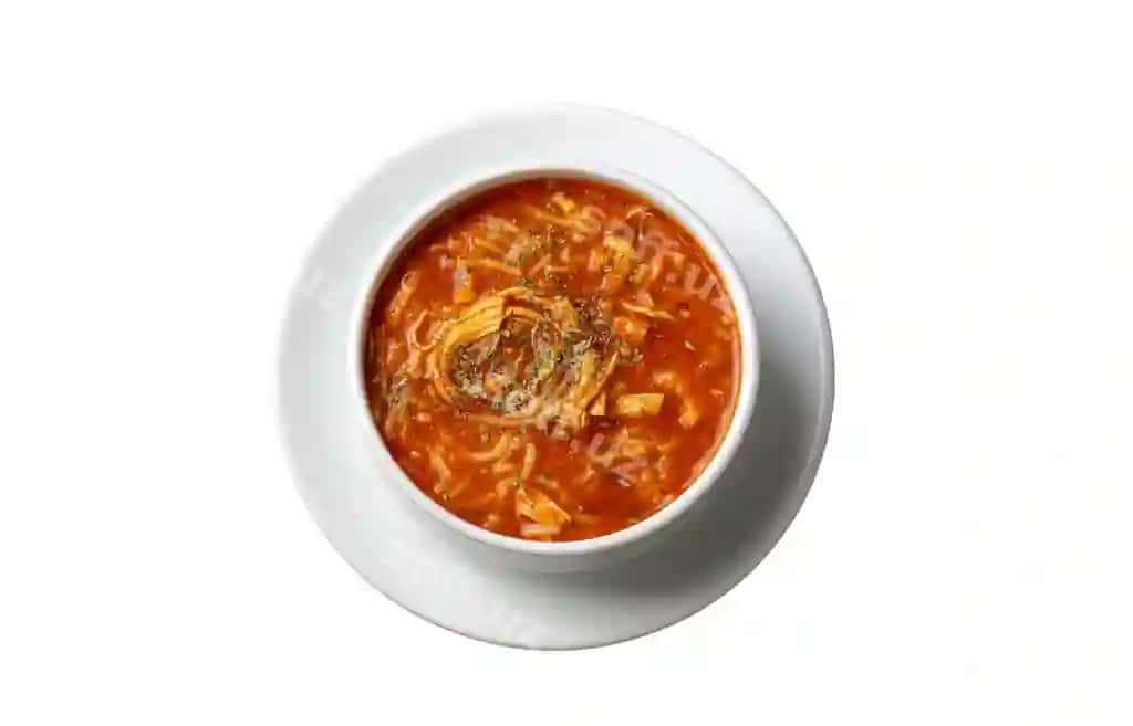 Tavukli sehriyali chorba pomidorli turkcha nomi domatesli tavuklu sehriye corbasi | Chicken noodle soup with tomato turkish name domatesli tavuklu sehriye corbasi