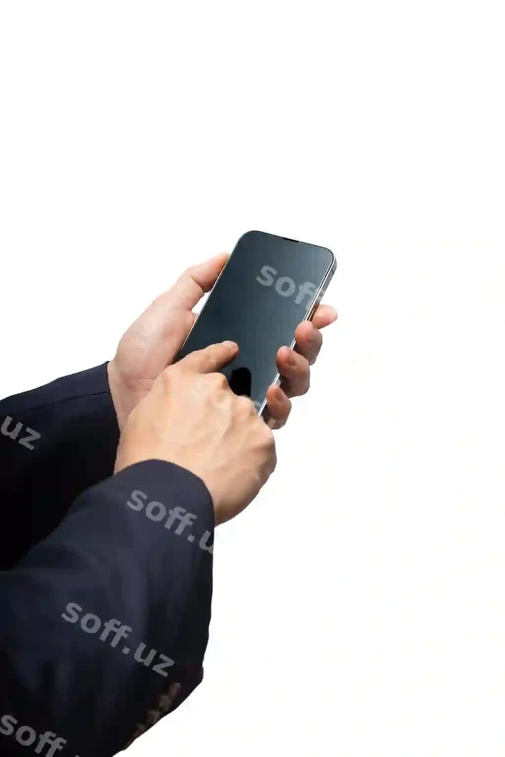 Oroliy katta erkak akilli qurilma foydalanuvchi | Asian adult male using smart device