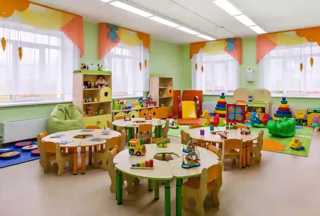 Bolalar bog'chasi zamonaviy interyer xona sinflar o'yinlar | Kindergarten modern interior room classes games