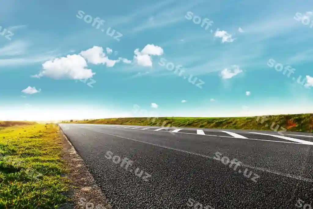 Tezlik avtomagistrali maydonga o'tgan asfalt qopqatlangan yo'li | Speed highway through field asphalt paved road