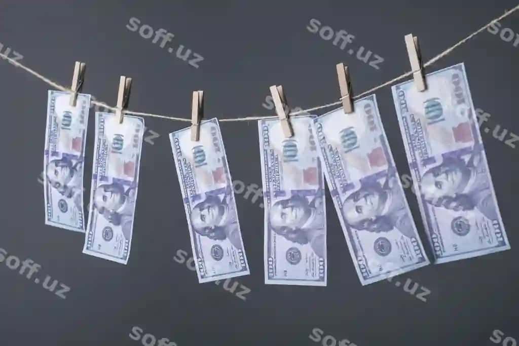 Yaqin rasm pul quruq ip qog'oz tutgichlar bilan bog'langan tushuncha qurutilayotgan pul | Close up money dried ropes fastened with clothespins concept drying money
