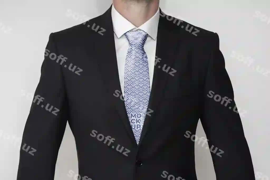 Oldingi ko'rinishdagi chiroyli erkak ko'ylak bilan bog'langan asosiy so'zlar: "Oldingi ko'rinishdagi, chiroyli erkak, ko'ylak bilan bog'langan." | Front view elegant man wearing blue tie