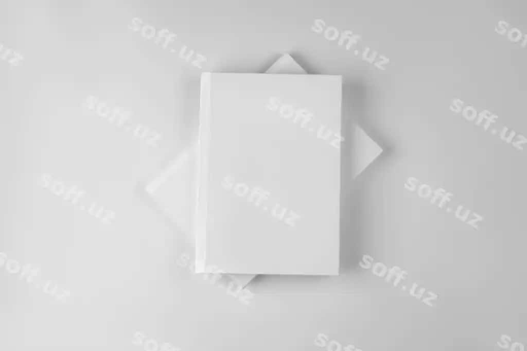 Yuqori ko'rinish etiketli daftar namunasi | Top view label notebook mockup