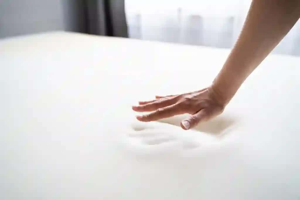 Ortopedik xotira ko'pikli yadroli to'shakni sinovdan o'tkazish | Testing orthopedic memory foam core mattress