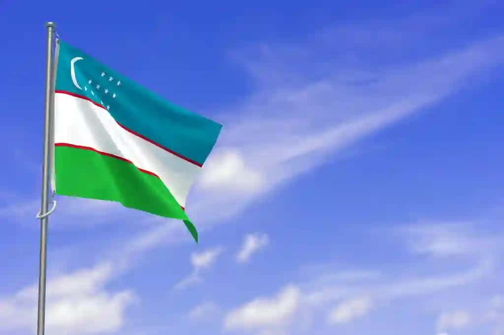 O'zbekiston Respublikasi bayrog'i ko'k osmon fon 3d illyustratsiya | Republic uzbekistan flag blue sky background 3d illustration