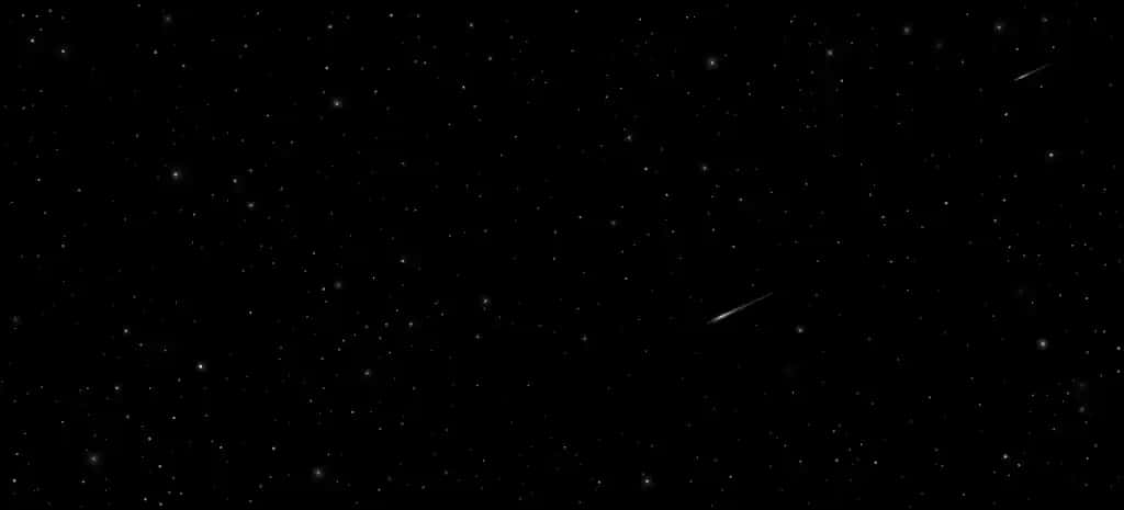 Mavhum yulduzli osmon tushayotgan meteorit bilan porlayotgan yulduzlar qorong'i osmon | Abstract starry sky with falling meteorite shining stars dark sky