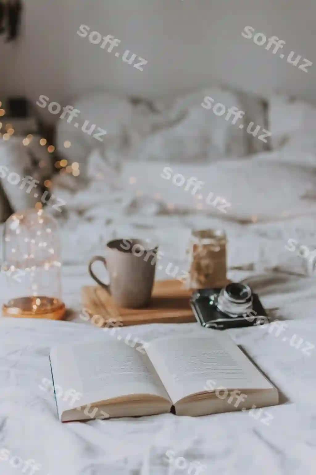 Uy uchun kofe stakanli kitob stoli | Coffee cup book table home