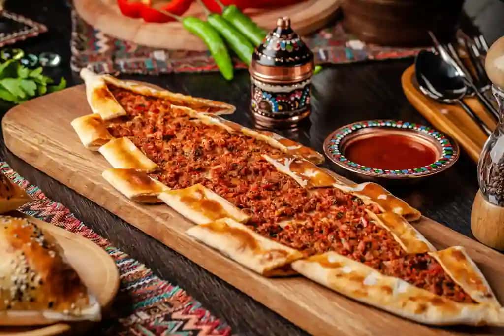 Go'shtli turk pitsa | Turkish pizza pita with meat
