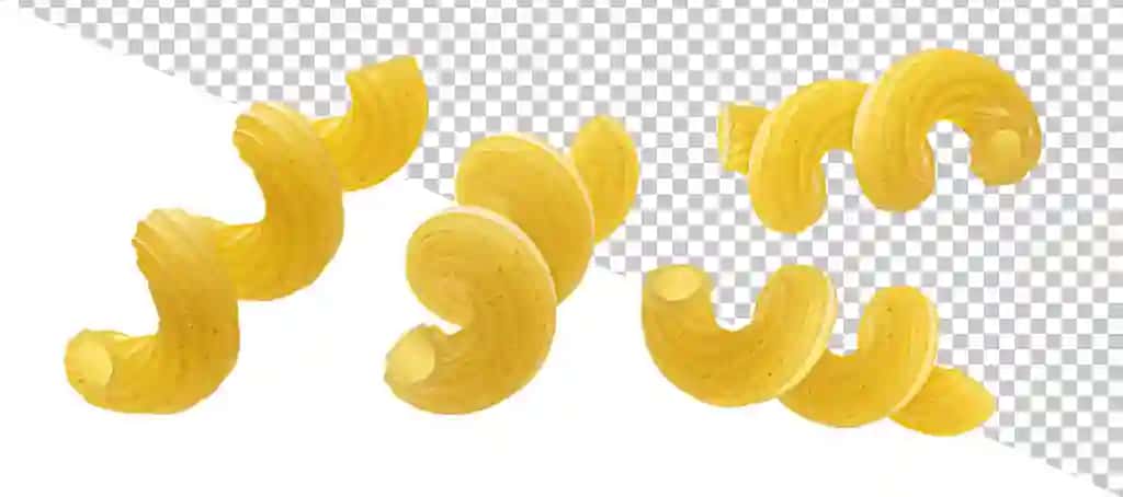 Cellentani makaron qirqish yo'li bilan izolyatsiyalangan oq fon | Cellentani pasta isolated white background with clipping path