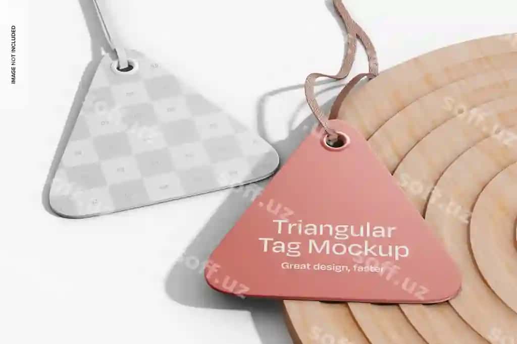 Uchburchak belgilari podium namunasi bilan | Triangular tags with podium mockup
