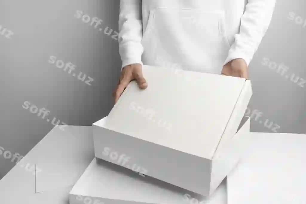 Shaxsni quti ochayotganda ko'rish | View person unboxing cardboard package