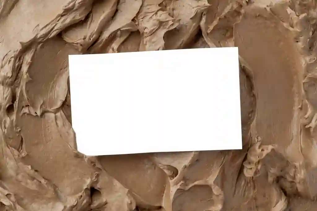 Png biznes kartasi maketi shokoladli muzli tekstura | Png business card mockup chocolate frosting texture