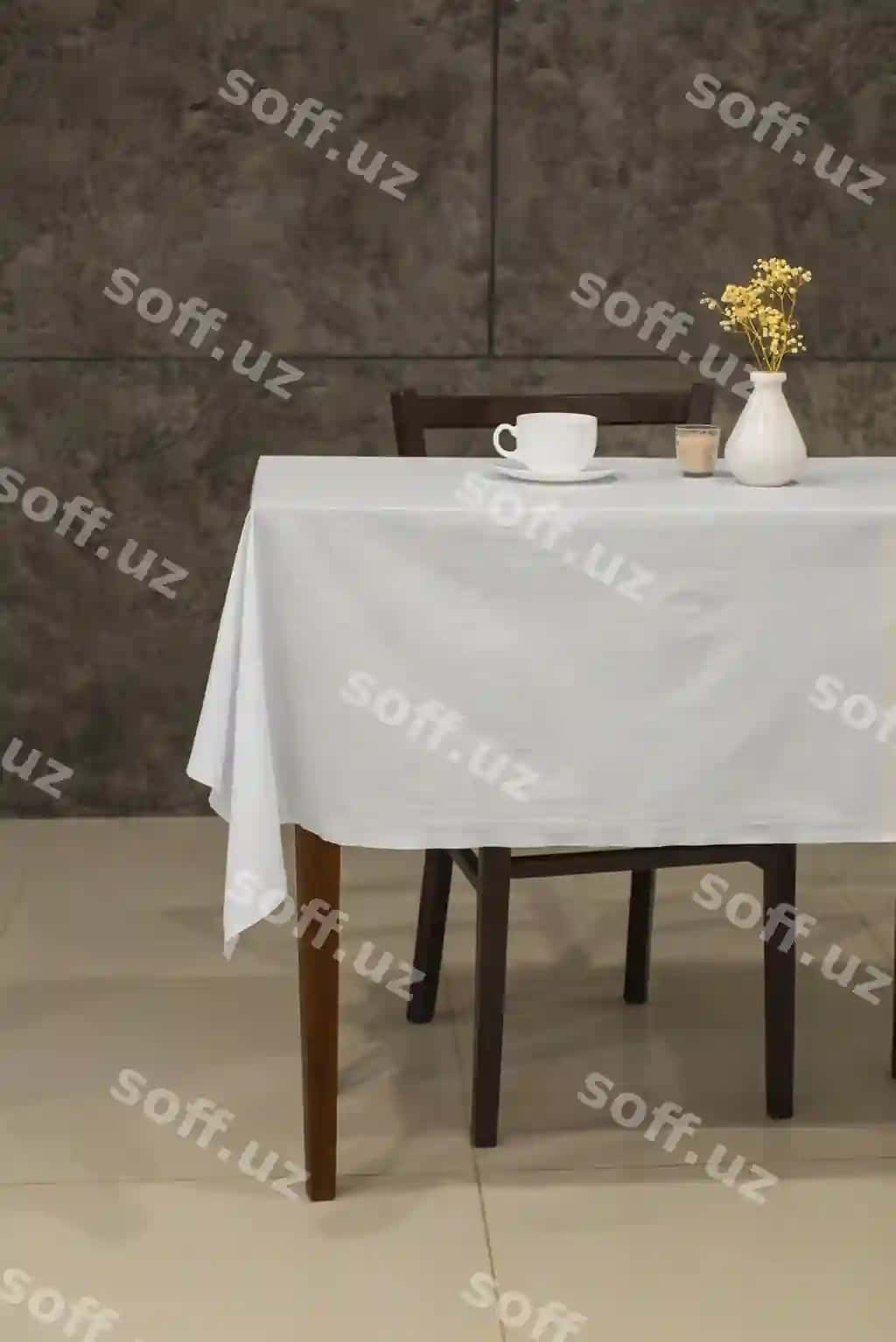 Sovga namuna dizayni uydan ichki stol | Tablecloth mock up design table indoors