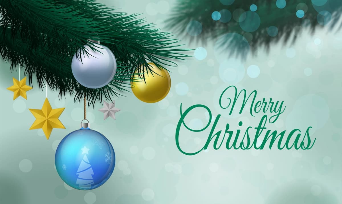 Rojdestvo to'plari shoxlari bilan oqlangan Rojdestvo foni | Elegant christmas background with branches christmas balls