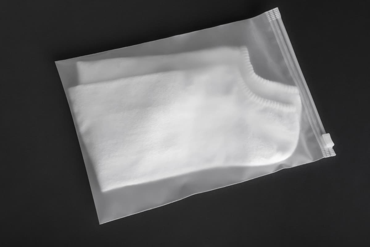 Yuqori ko'rinishdagi shaffof sumka maketi | Top view transparent bag mockup