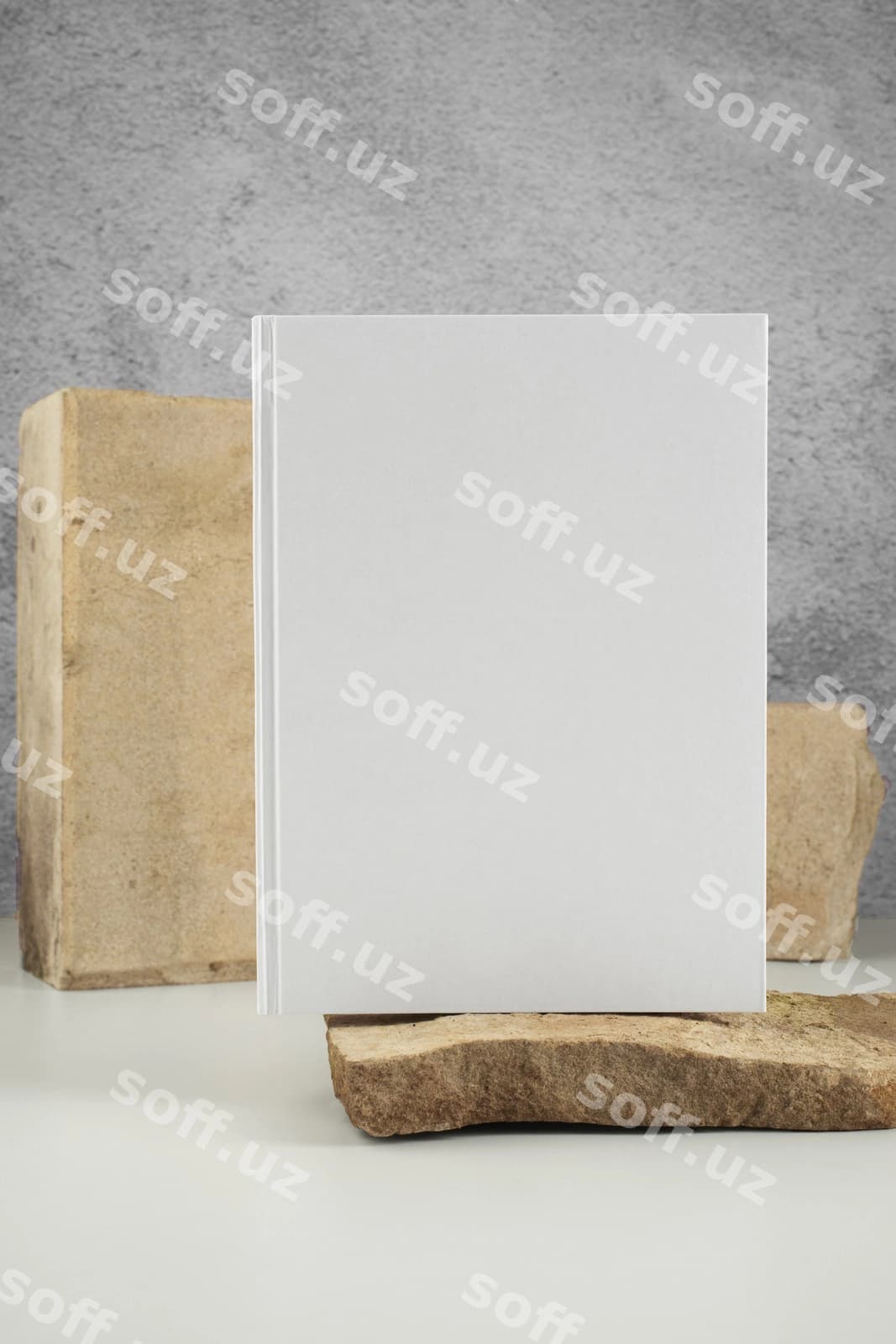 Chiroyli kitob muommmosi namunasi | Beautiful book cover mockup