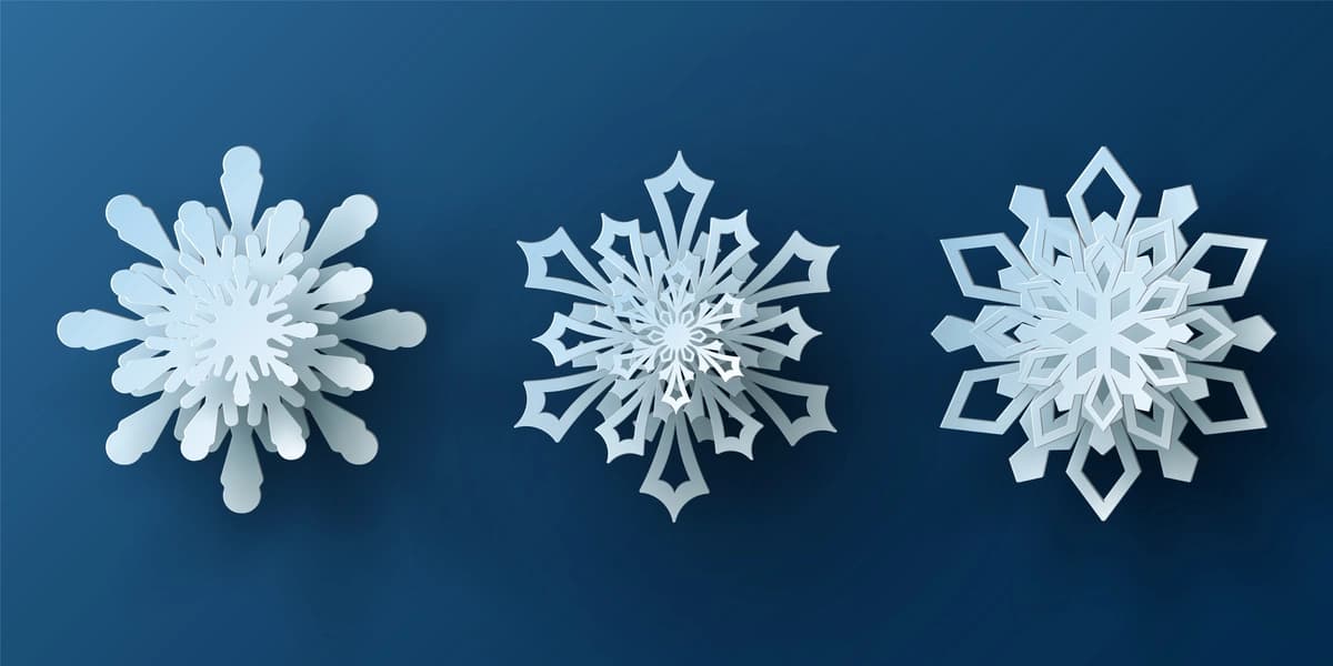 Vektorli to'plam oq Rojdestvo qog'ozidan kesilgan 3D qor parchasi soyasi ko'k bilan | Vector set white christmas paper cut 3d snowflake with shadow blue