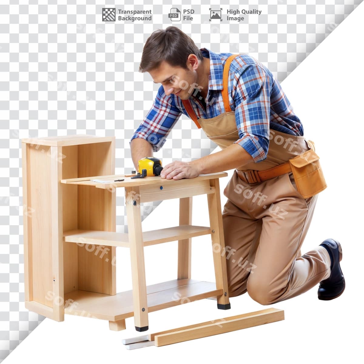 Quruvchi ishlayotgan yogʻochli loyiha | Carpenter working wooden project